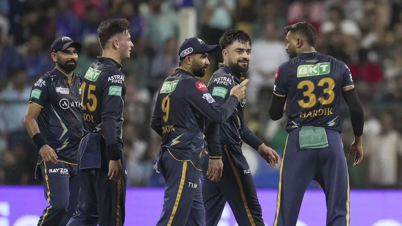 GT vs SRH, IPL 2023: Gujarat Titans enter playoffs, beat Sunrisers  Hyderabad by 34 runs 