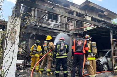 1 killed, 5 hurt in explosion and fire at house in Nonthaburi
