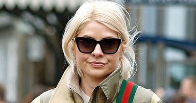 Holly Willoughby looks downcast after 'cutting ties' with Phillip Schofield