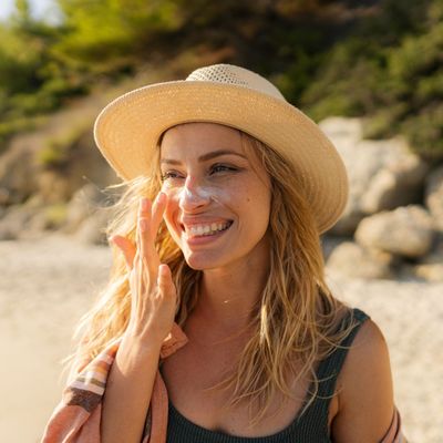 You're probably applying your sunscreen wrong—here's how to get it right, according to experts