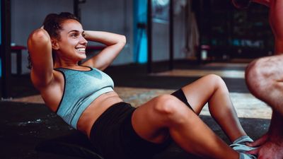 This crunch targets your obliques and inner thighs — here’s what happened when I did it for a week