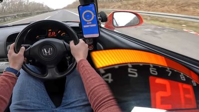 Listen To Supercharged Honda S2000 Sing Its 9,000-RPM Song On The Autobahn