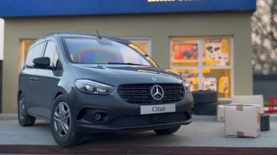 Watch 1:18-Scale Mercedes Citan Make Deliveries In Amazing Life-Like World