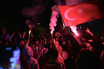 Turkey's knife-edge vote heads to contested finale