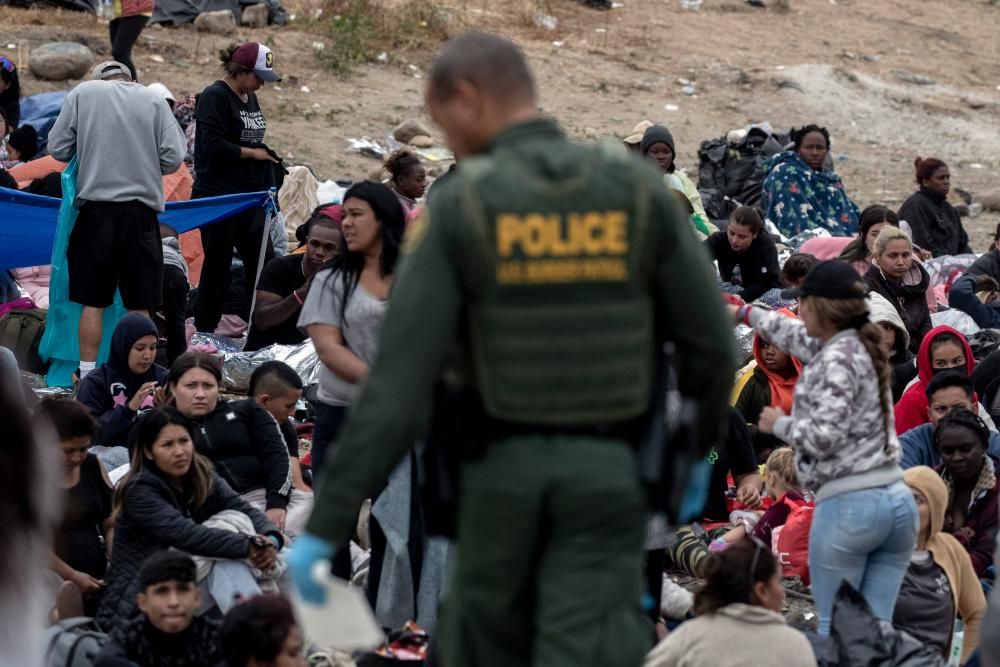 Border crossings reportedly decrease after Title 42…