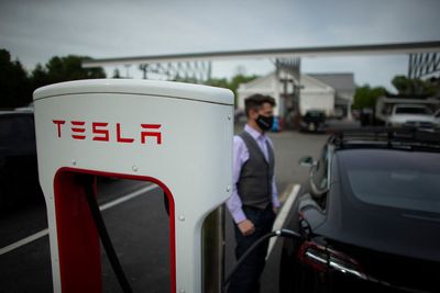 Tesla owners ‘uniquely at the mercy’ of carmaker, says attorney in lawsuit alleging software updates drained or killed expensive batteries