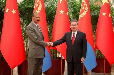 China and Eritrea should enrich strategic partnership - Premier Li
