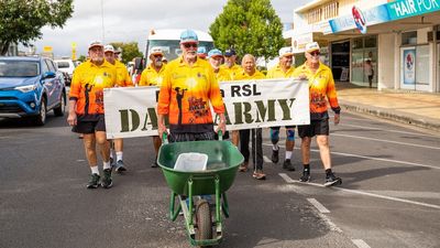 Military veterans make up Dad's Army team for The Great Wheelbarrow Race