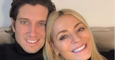 Tess Daly's sweet gesture for Vernon Kay as he launched his new BBC Radio 2 show