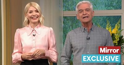 Phillip Schofield displaying 'cockiness' as Holly's smile 'doesn't reach sad eyes', says expert