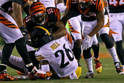 Former Steeler Le’Veon Bell wants to get Vontaze Burfict in the boxing ring