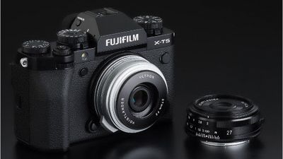 Fujifilm shooters get new super-slim standard prime lens from Voigtlander