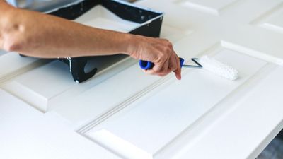 Professional painters agree: this is the best way to paint doors for an expert, flawless finish