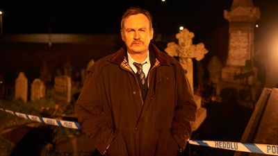 Philip Glenister on playing his first cop since Gene Hunt
