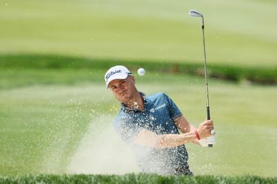 Defending champ Thomas fights through slump for PGA boost