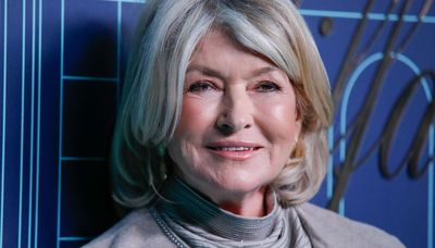 Martha Stewart lands Sports Illustrated Swimsuit cover at 81