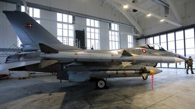 UK, Netherlands call for 'international coalition' to supply fighter jets to Ukraine