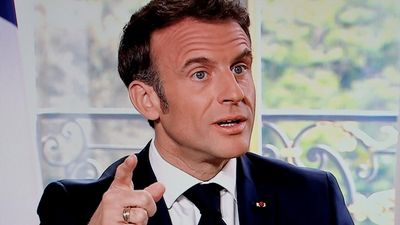 Macron promises €2 billion in tax cuts for French middle class