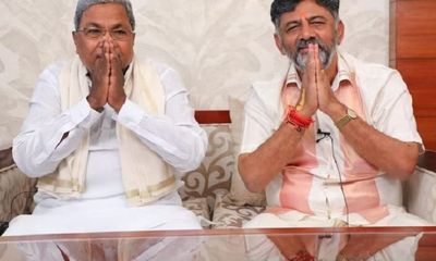 Karnataka CM post: With Siddaramaiah, DK Shivakumar in Delhi today, Congress to decide