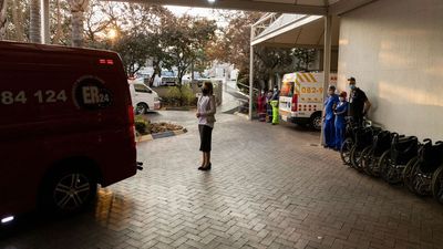 Oldest Doctor In South Africa Keeps Going On The Job At 96 Years Old