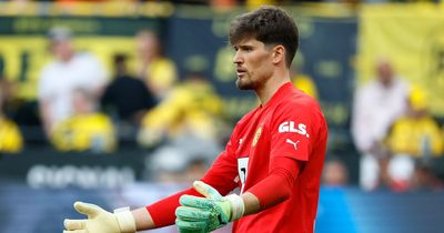 Manchester United 'considering Gregor Kobel move' amid David de Gea uncertainty and more transfer rumours