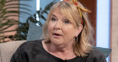 Fern Britton 'throws shade' at Holly and Phil as 'cryptic' tweet leaves fans speculating