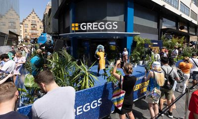 Greggs wins right to late-night opening for Leicester Square bakery store