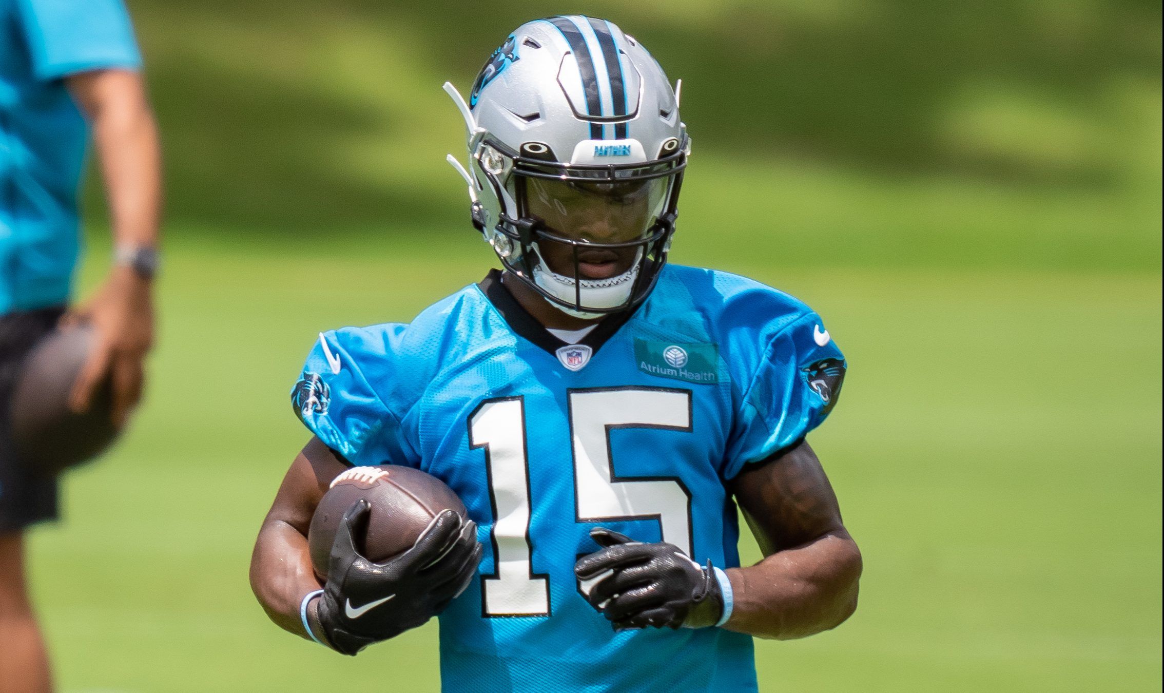 Projecting 2023 stats for Panthers rookie WR Jonathan…