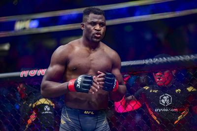 Former UFC Champ Francis Ngannou Signs With the PFL