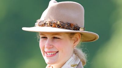 Lady Louise Windsor masters one of Princess Anne’s favorite styling tricks - and it’s fabulous!