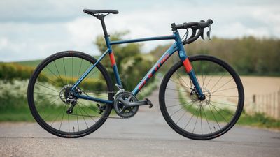 Heavily discounted road and gravel bikes appear in online auction