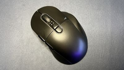 Mountain Makalu Max Mouse Review: Unnecessary Shapeshifter