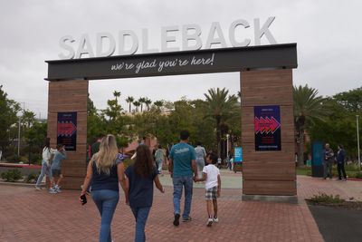 Saddleback Church appealing its ouster from the Southern Baptists on issue of women pastors