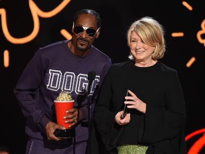 Martha Stewart reveals how her unlikely friendship with Snoop Dogg really began