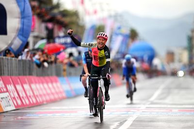 Magnus Cort outsprints breakaway rivals to win stage 10 of Giro d'Italia
