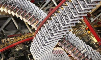 Reporter blackmailed the Mirror as it tried to cover up phone hacking, court told