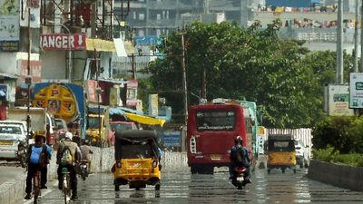 At 42.7 degrees Celsius, city sees hottest day so far this summer