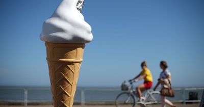 Met Eireann give Ireland heatwave update with sun to continue into next week