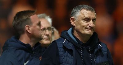 Tony Mowbray addresses uncertainty over his future but says he is keen to stay at Sunderland