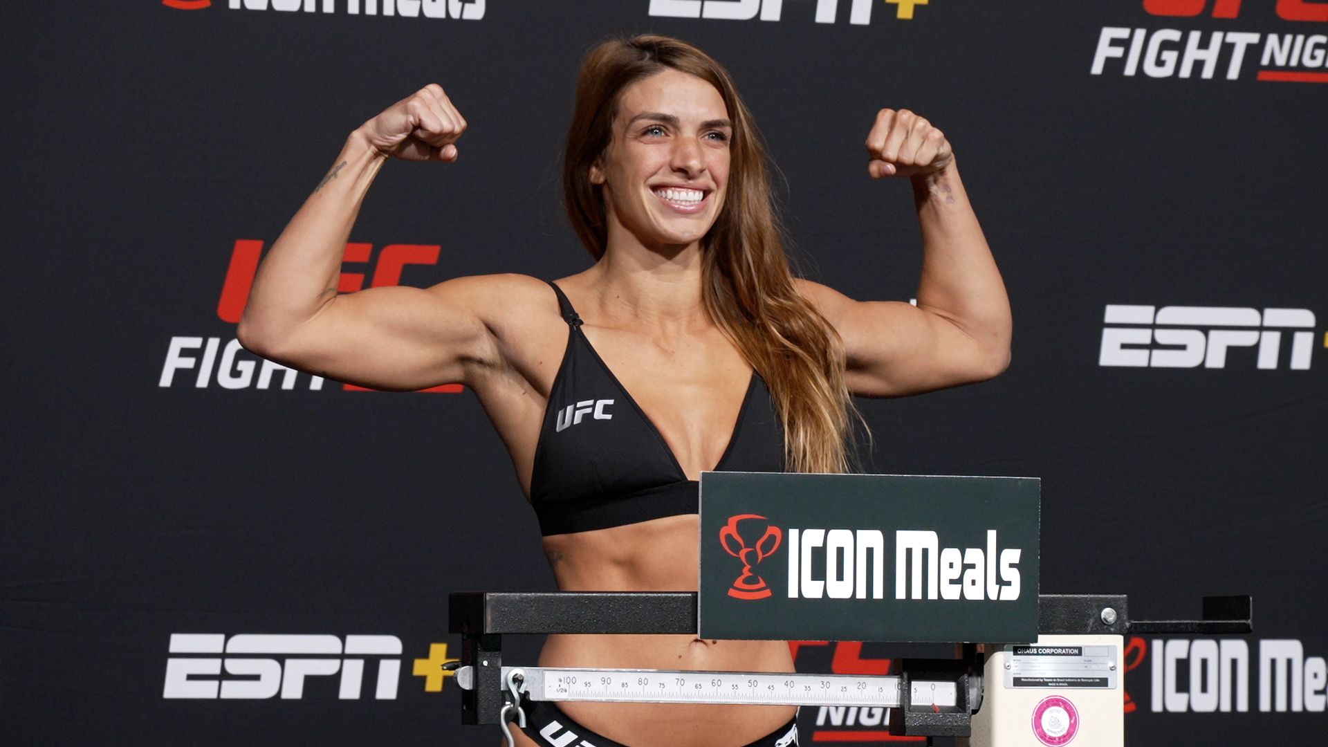 mackenzie dern nationality: What is the nationality of UFC