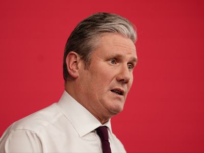 Keir Starmer calls for discussion about building homes on green belt