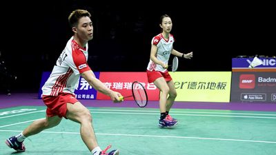 Reigning champs China off to stellar start at Sudirman Cup