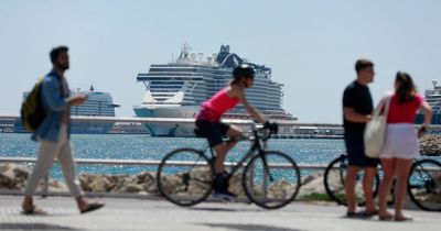 Spain travel warning for tourists at risk of 200 euro fines for breaking simple rule