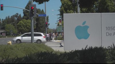Former Apple employee charged with theft of tech secrets amid DOJ crackdown