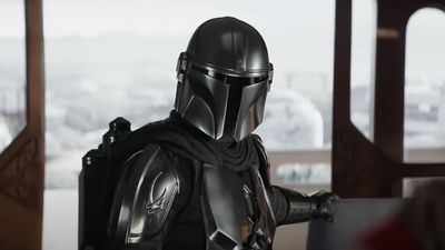 9 The Mandalorian Behind-The-Scenes Secrets About Pedro Pascal's Star Wars Character