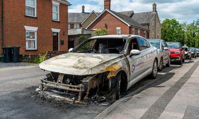 Dorset police arrest man after arson attacks on cars
