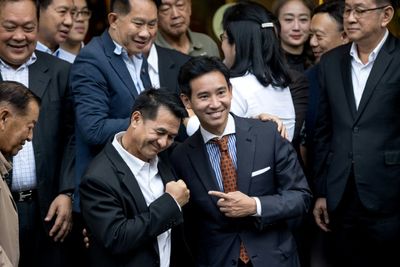 Thai parties meet for coalition talks to form government