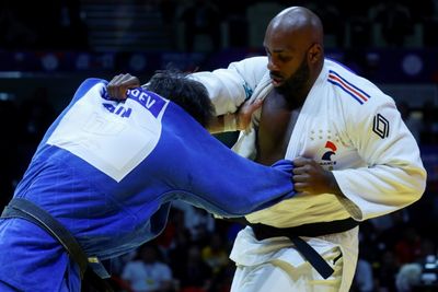 Riner won world title due to refereeing oversight: federation