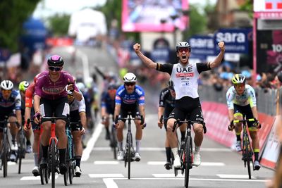 Giro d'Italia: Pascal Ackermann awarded photo-finish sprint victory on stage 11