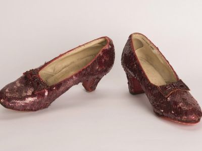 Man indicted for stealing 'Wizard of Oz' ruby slippers worn by Judy Garland